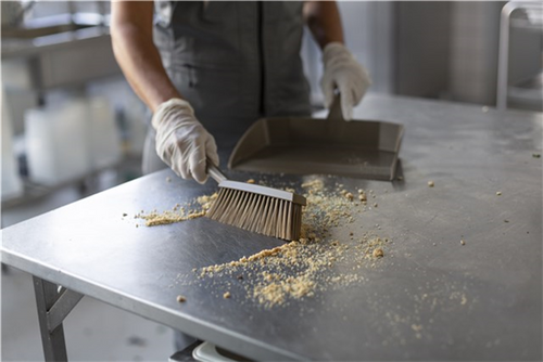 Balayette Vikan 330 mm souple – HACCP – nettoyage alimentaire précision